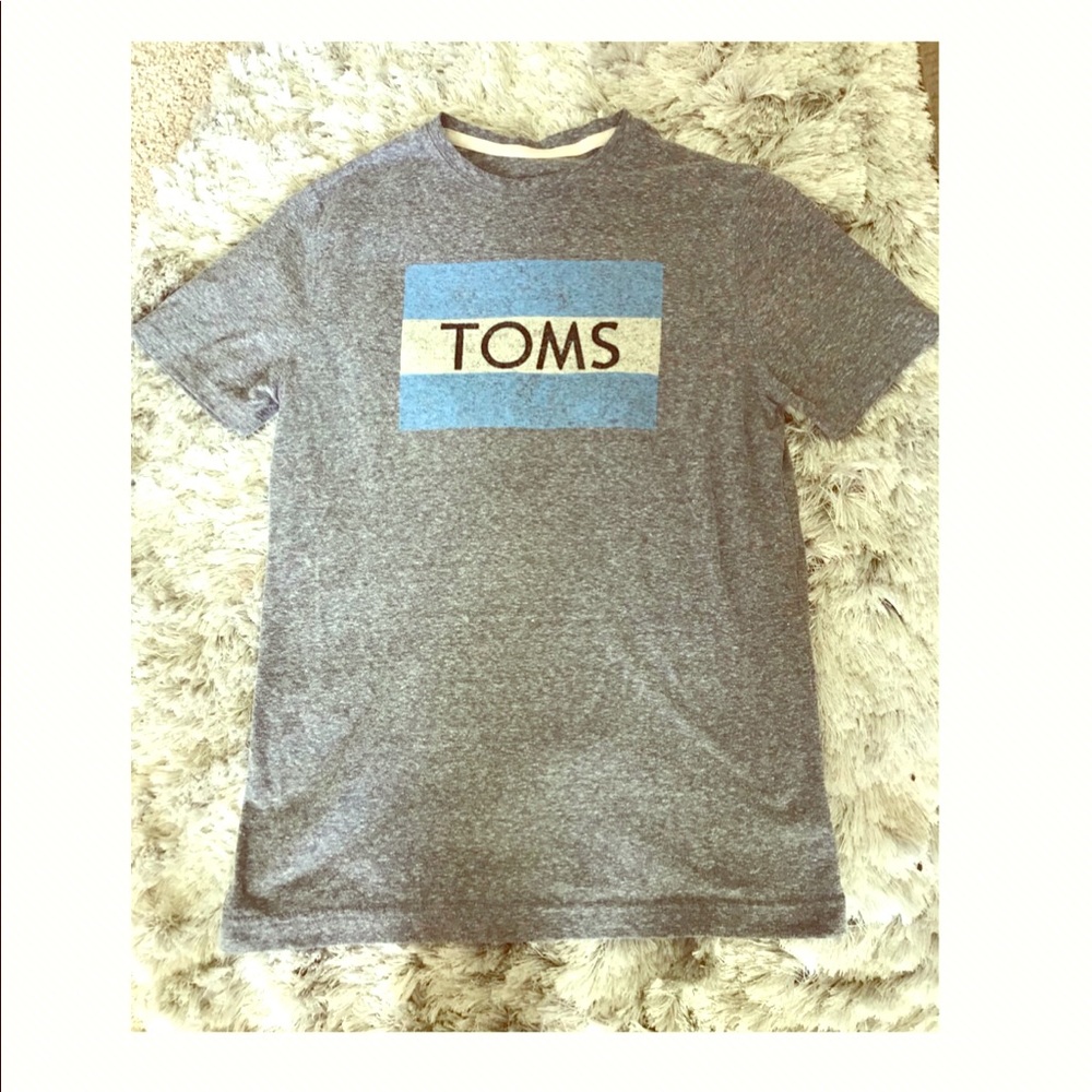 TOMS T-shirt